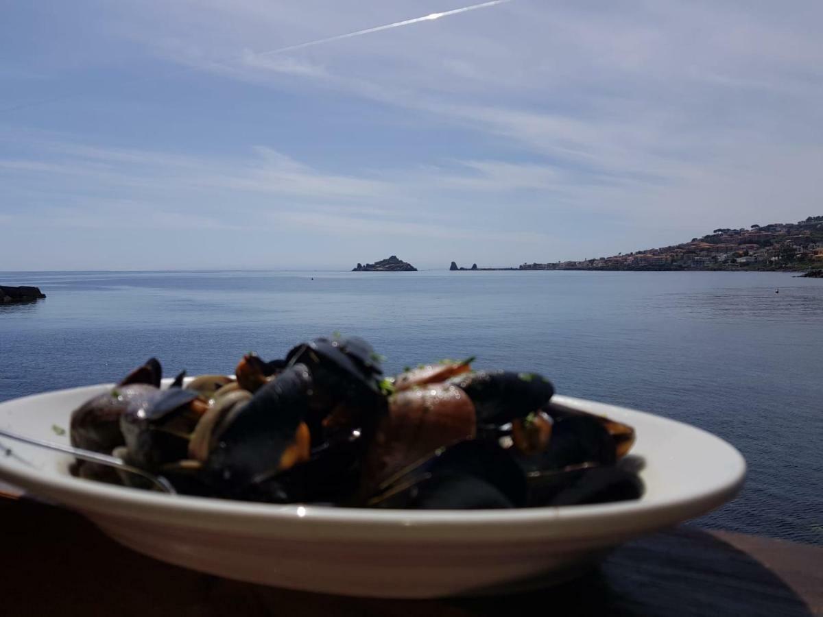 Centrocitta Beach Roccalumera Buitenkant foto