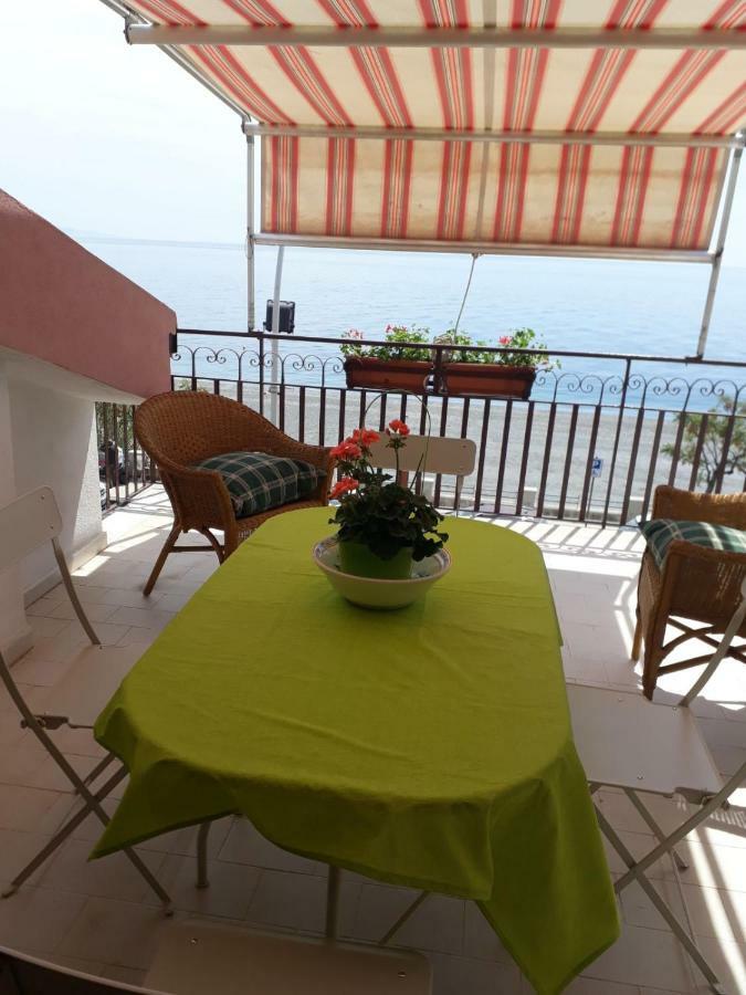 Centrocitta Beach Roccalumera Buitenkant foto